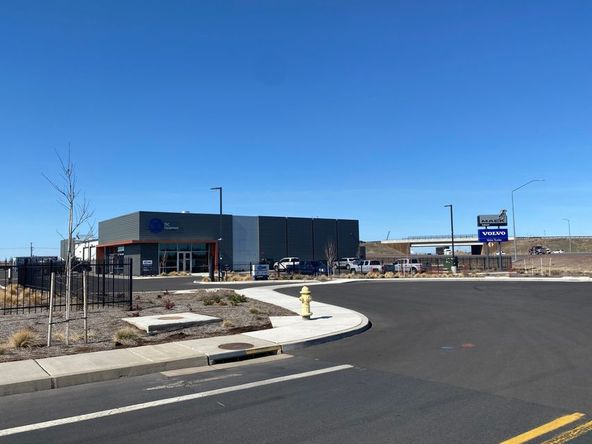 TBD NW Canal Boulevard: TBD NW Canal Boulevard, Redmond, OR 97756